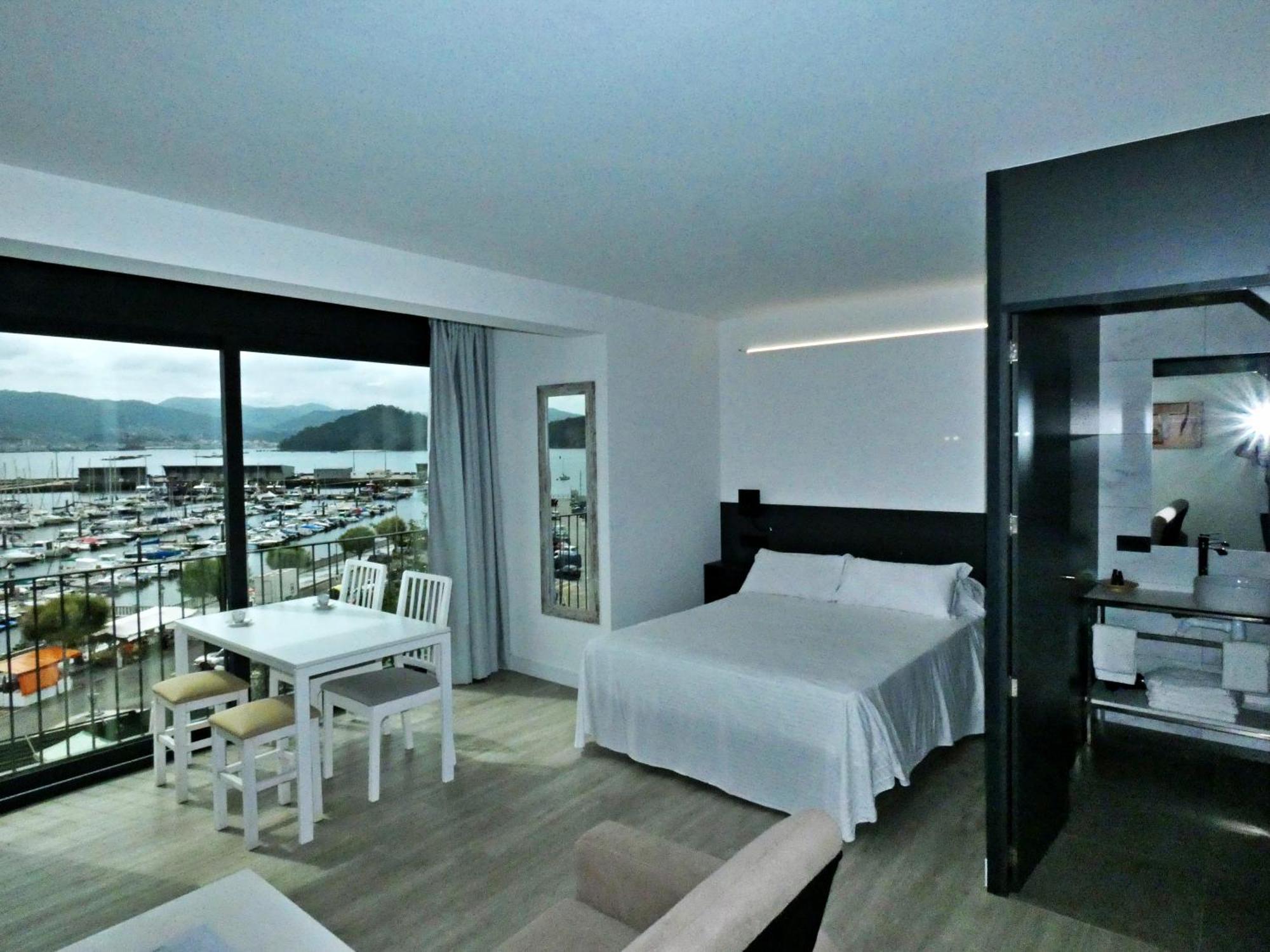 Apartamentos Dabarca Комбарро Экстерьер фото
